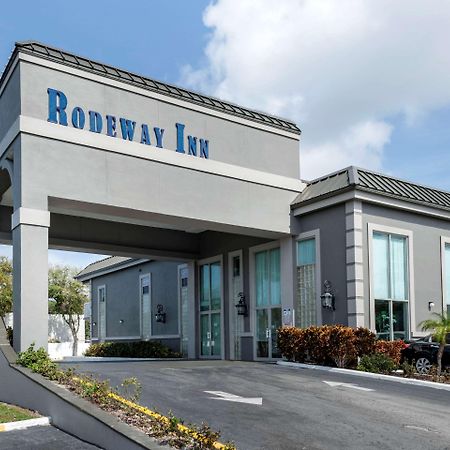 Rodeway Inn New Port Richey Exterior foto