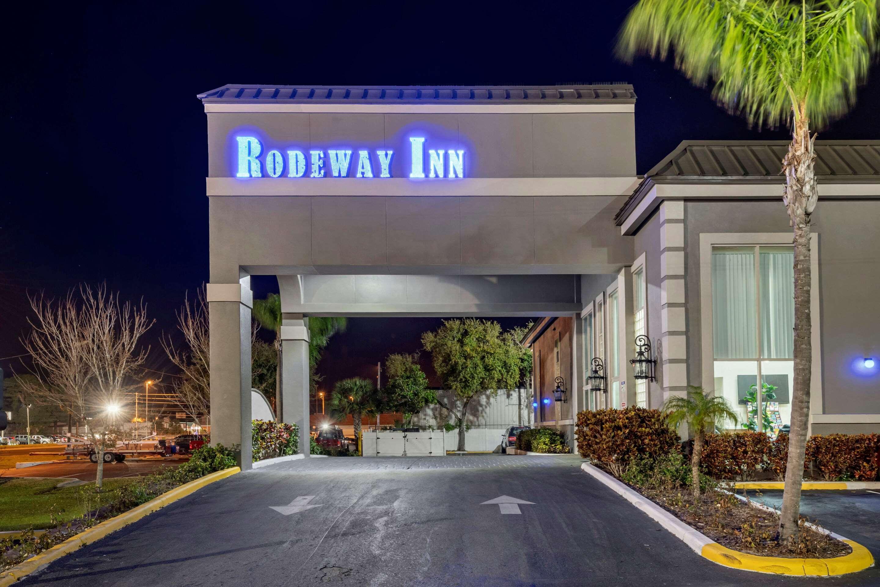 Rodeway Inn New Port Richey Exterior foto