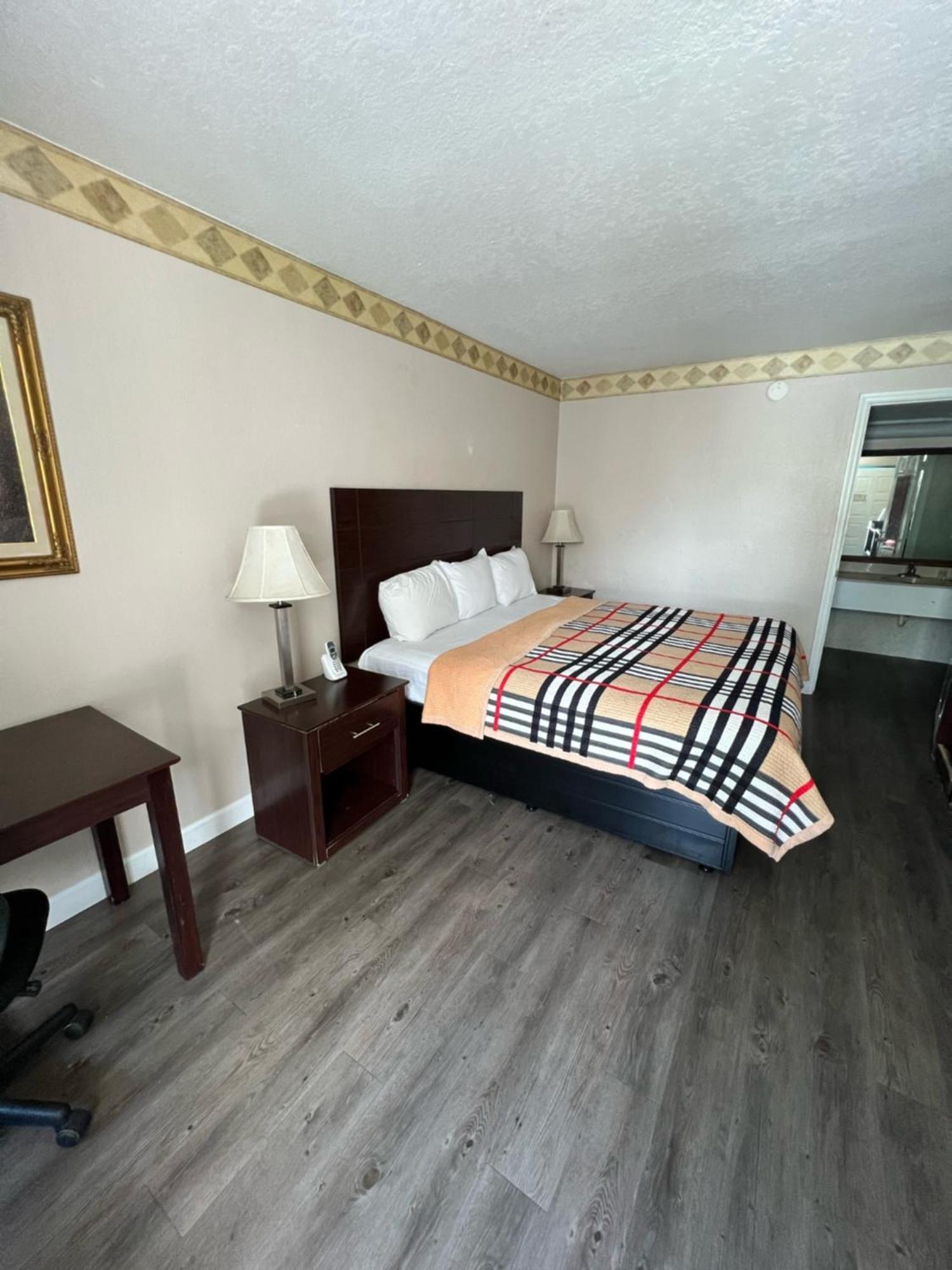 Rodeway Inn New Port Richey Exterior foto